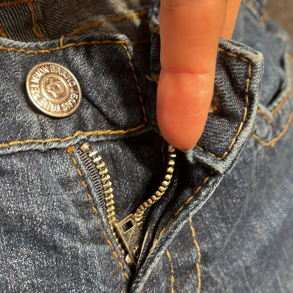 Made in the USA True Religion jeans - Picture 3 of 7
